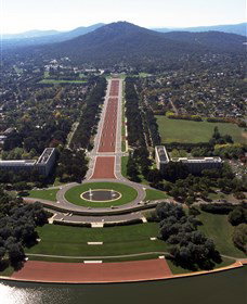 ANZAC Parade - Accommodation Australia 0