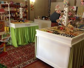 Taylors Sweets And Treats - Local Tourism 5
