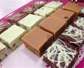 Taylors Sweets And Treats - Local Tourism 7