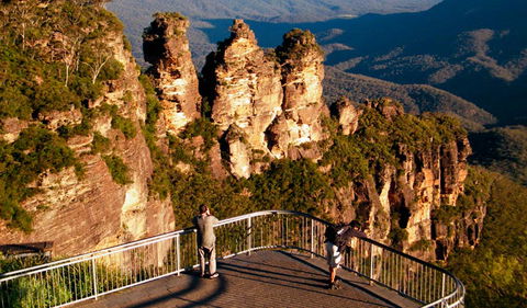 Echo Point Lookout (Three Sisters) - Local Tourism 0