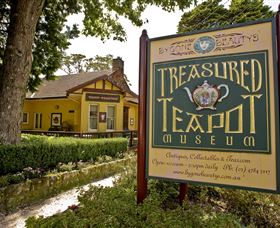 Bygone Beautys Treasured Teapot Museum And Tearooms - Australia Shopping 3