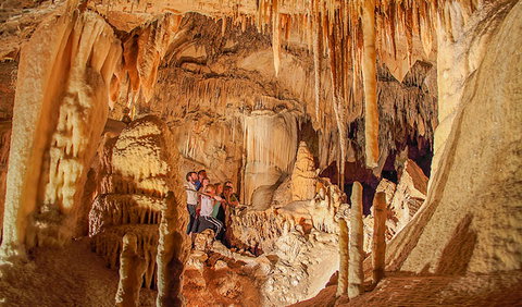 Kooringa Cave - Australia Shopping 0
