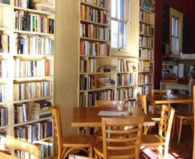 Exeter General Store - Bed n Breakfasts 1