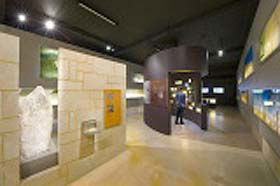 Pinnacles Desert Discovery Centre - Accommodation Australia 1