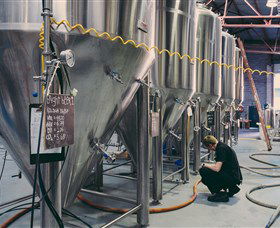 4 Pines Brewing Company - Accommodation Australia 6