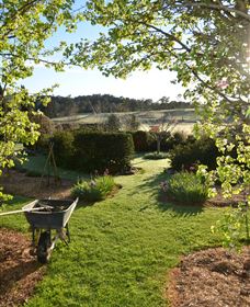 All Saints Garden - Local Tourism 0
