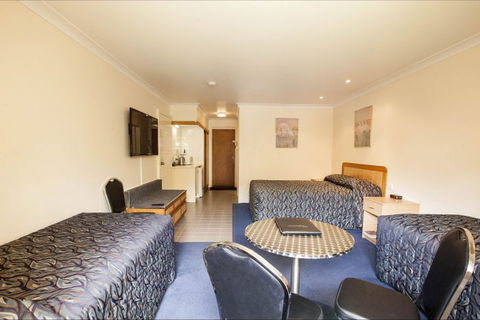 Comfort Inn Bay Of Isles - Accommodation Australia 4