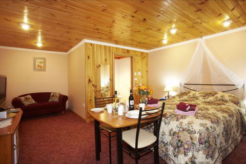 NorthEast Restawhile Bed And Breakfast - Local Tourism 9