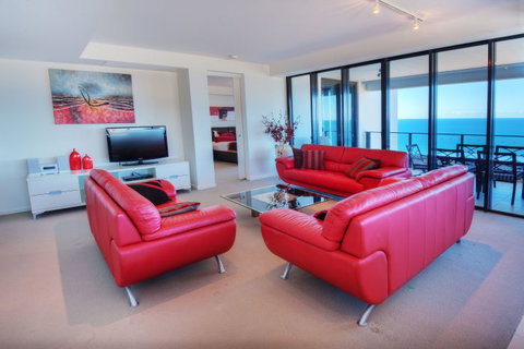 Ultra Broadbeach - Bed n Breakfasts 19