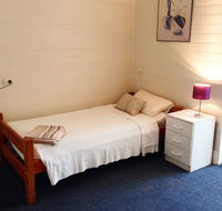 Estreet Guesthouse - Local Tourism