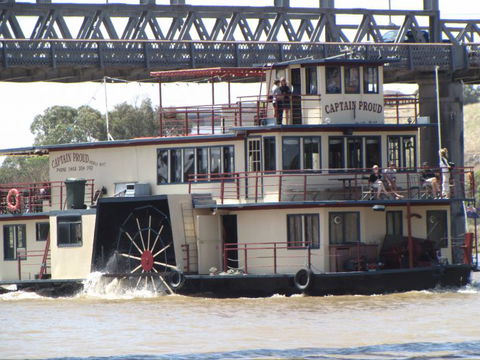 Captain Proud Paddleboat Cruises - Accommodation Australia 8