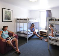 Yamba YHA - Accommodation Australia