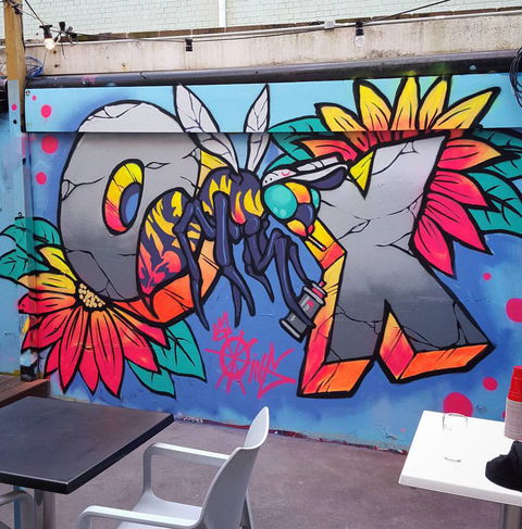 Art Hive Artist - Accommodation Australia 3