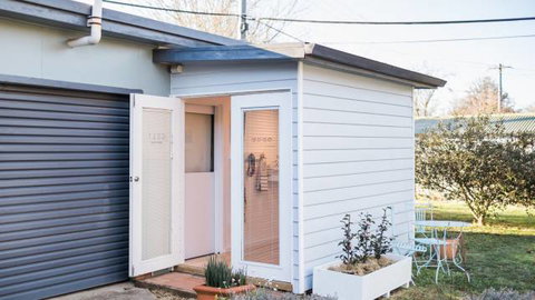 Gallery Of Small Things - Accommodation Australia 0