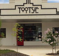 Tootsie Fine Art and Design - Accommodation Australia