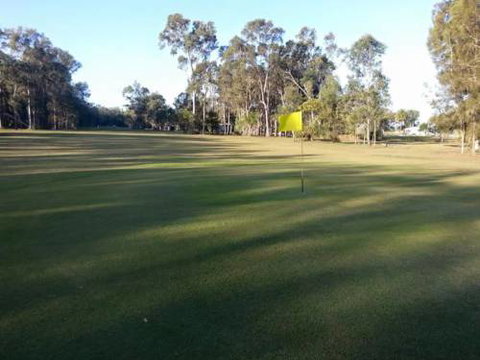 Boonooroo Golf Course & Tavern - Accommodation Australia 4