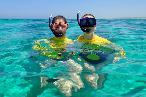Lagoon Explorer - Ningaloo Reef Full-Day Kayaking And Snorkeling Adventure - Accommodation Australia 3