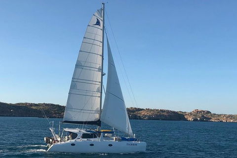 SAILING CHARTER TO CARNAC ISLAND - Accommodation Australia 0