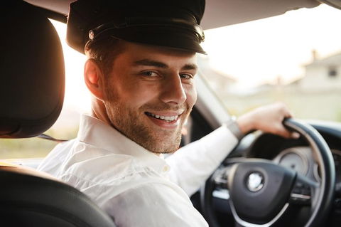 Transfer In Private Minivan From Melbourne City Downtown To Airport - Local Tourism 3