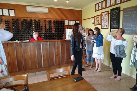 Phillip Island Wine Experience Tour - Local Tourism 6