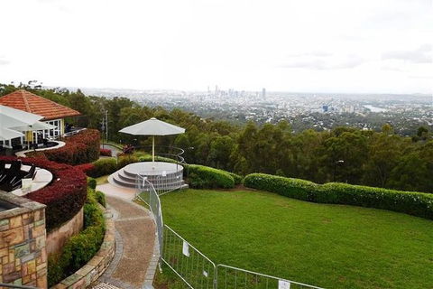 You Choose The Tour: Brisbane Private Chauffeur Driven Personal Tour - Local Tourism 1