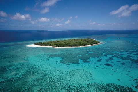 5-Day Fraser Island And Great Barrier Reef Tour - Local Tourism 0