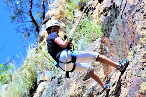 Abseiling The Kangaroo Point Cliffs In Brisbane - Accommodation Australia 3