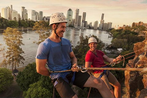 Abseiling The Kangaroo Point Cliffs In Brisbane - Accommodation Australia 7