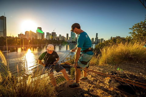 Abseiling The Kangaroo Point Cliffs In Brisbane - Accommodation Australia 8