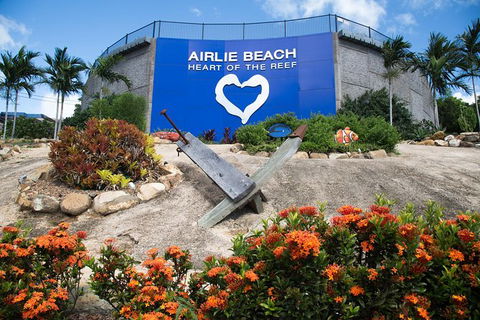 Airport Transfers - Return (round Fare) Share Shuttle Service - Accommodation Australia 1