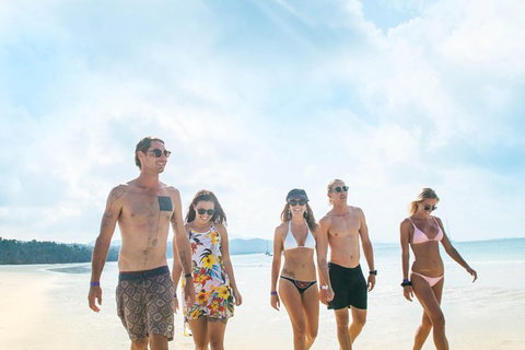 Whitehaven Beach And Hill Inlet Chill And Grill - Local Tourism 8