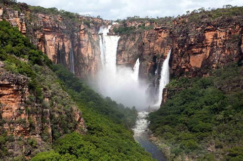 Kakadu National Park Scenic Flight & Cruise - Local Tourism 0