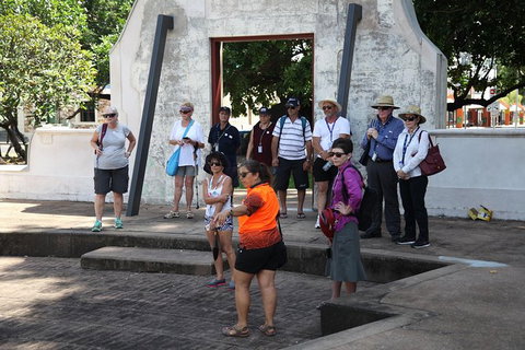 Darwin Walking Tour: World War II Reflections - Accommodation Australia 1