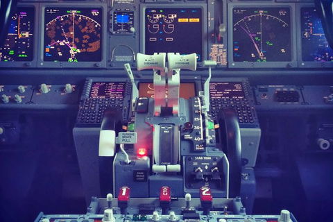 Airliner-737 - 60 MINS - Flight Simulator Experience - Accommodation Australia 0