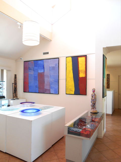 Aboriginal Dreamings Gallery - Local Tourism 1