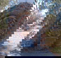 Jindera Pioneer Cairn - Accommodation Australia