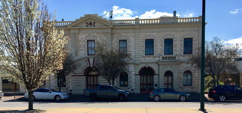 Naracoorte Town Hall - Accommodation Australia 0