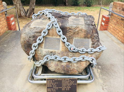 Nathalia  Memorial Gardens - Accommodation Australia 0