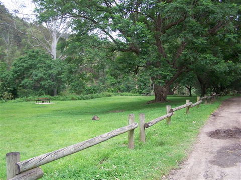 St Albans Reserve - Accommodation Australia 0
