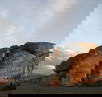 Thunderbolts Rock - Accommodation Australia