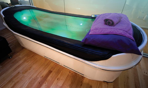 Club MMM! Day Spa - Bed n Breakfasts 1