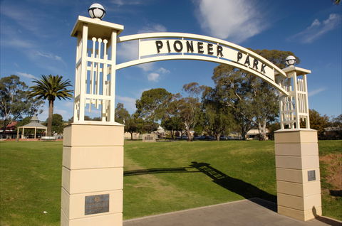 Gawler Historic Main Street Walking Tour - Australia Shopping 2