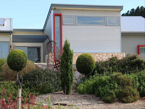John Lacey's Studio And Green Tank Gallery - Local Tourism 0