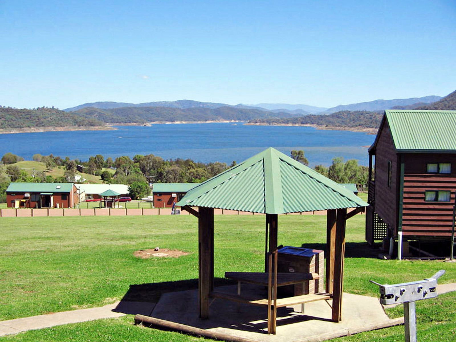 Segenhoe NSW Accommodation Australia