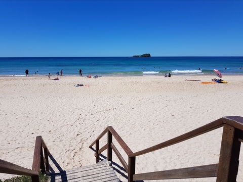Mudjimba Beach - Australia Shopping 0