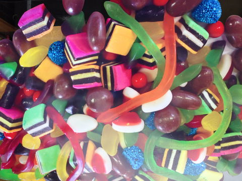 The Pier View Lolly Shop - Local Tourism 1