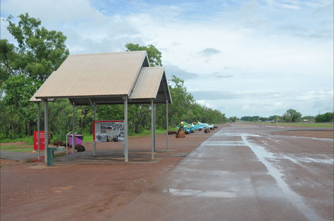 WWII Strauss Airfield Precinct - Bed n Breakfasts 1