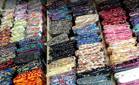 Aboriginal Fabric Gallery - Australia Shopping 2