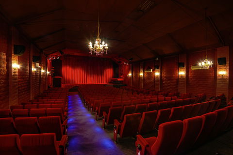 Avoca Beach Picture Theatre - Accommodation Australia 1