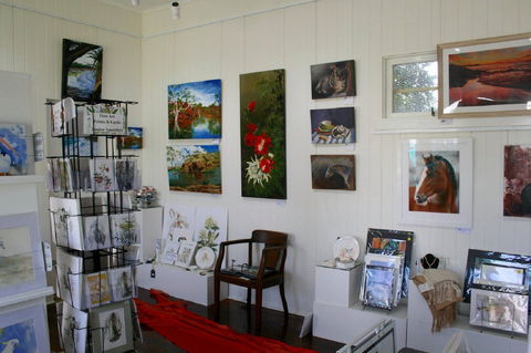 Old SchoolHouse Gallery - Accommodation Australia 2